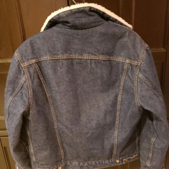 Levi's Sherpa Denim Jacket - Picture 2 of 6